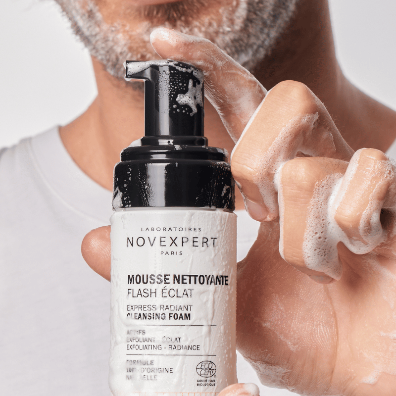 Mousse Nettoyante Flash Eclat de Novexpert sur Véganie