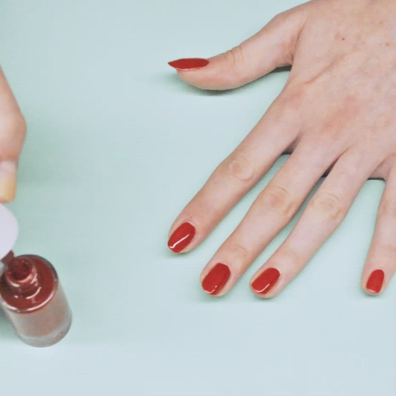 Vegan and bio-based nail polish - 10-free